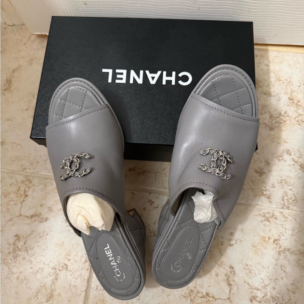 CHANEL Gray Quilted Leather Slip-On Mules with Logo Hardware EU41